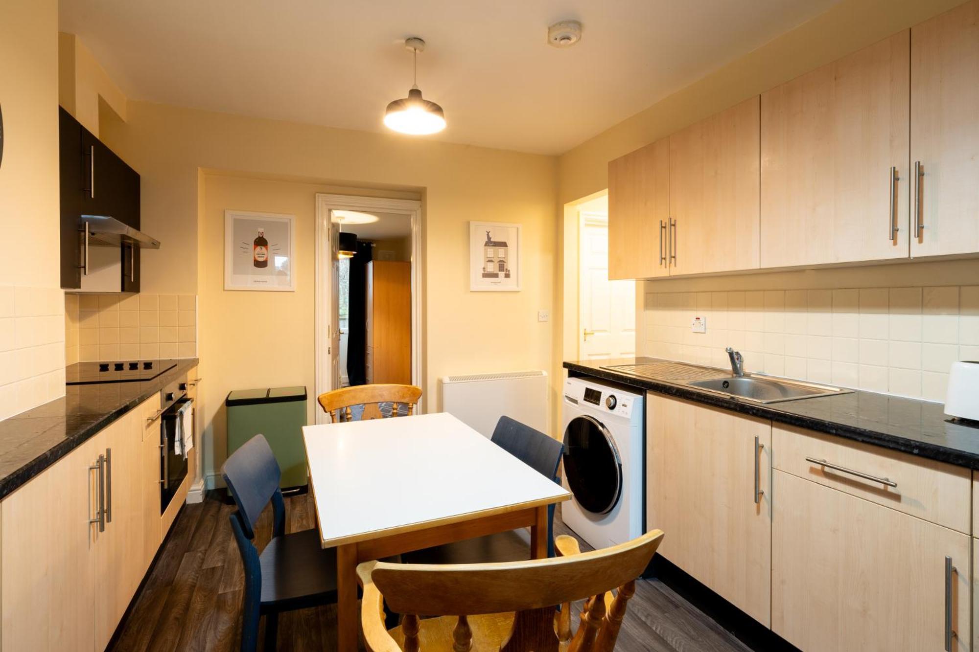 Aryas Apartments Oxford - Headington Exterior photo