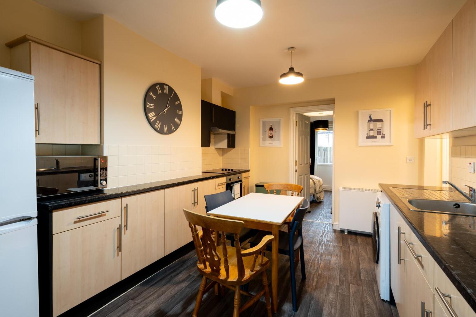 Aryas Apartments Oxford - Headington Exterior photo